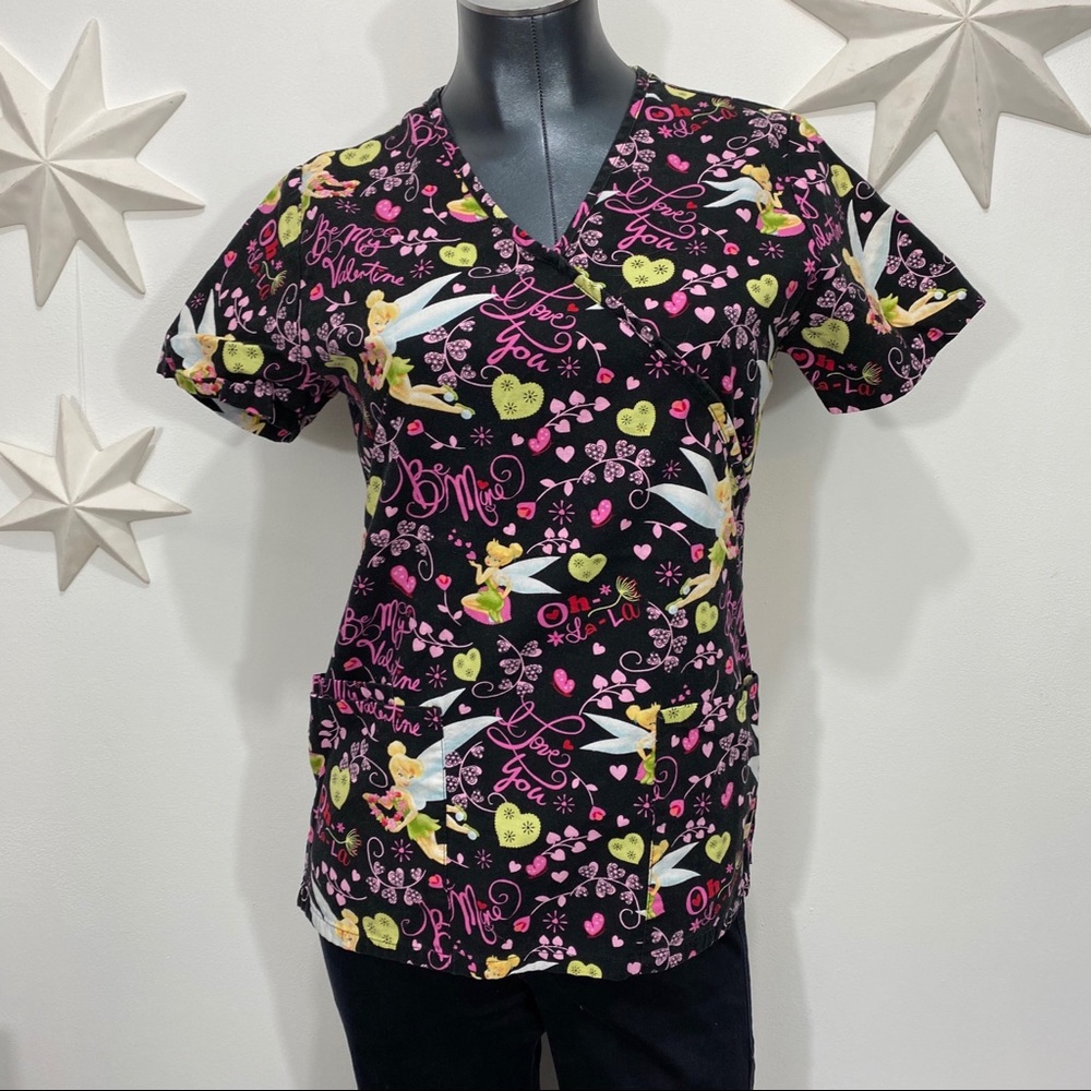 3/$25 Disney tinker bell Valentine’s Day scrub top